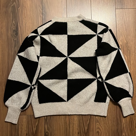 Only Jacquard Geometric Sweater - Picture 9 of 10
